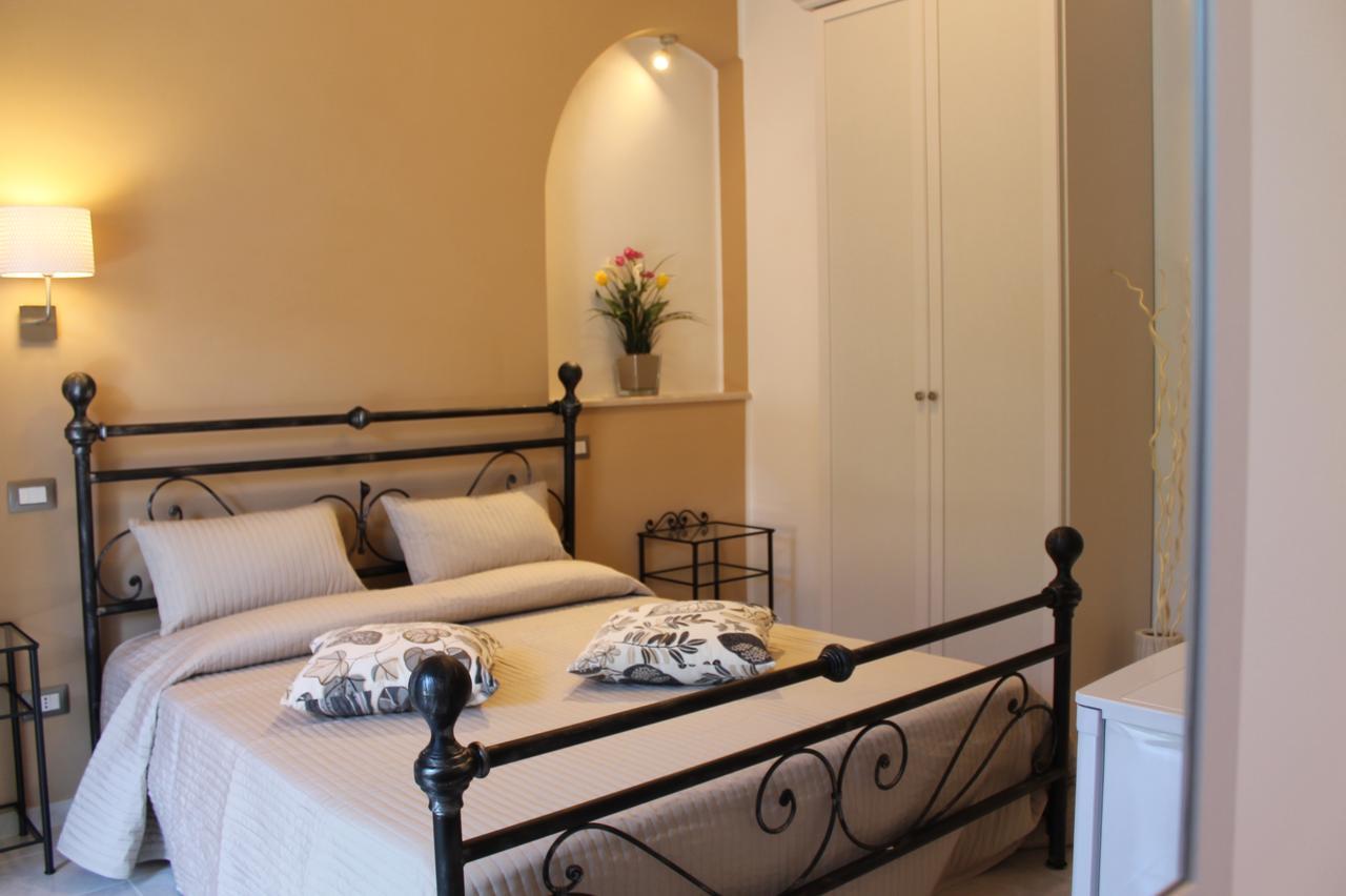 Sea Garden Rooms Termoli Exterior foto